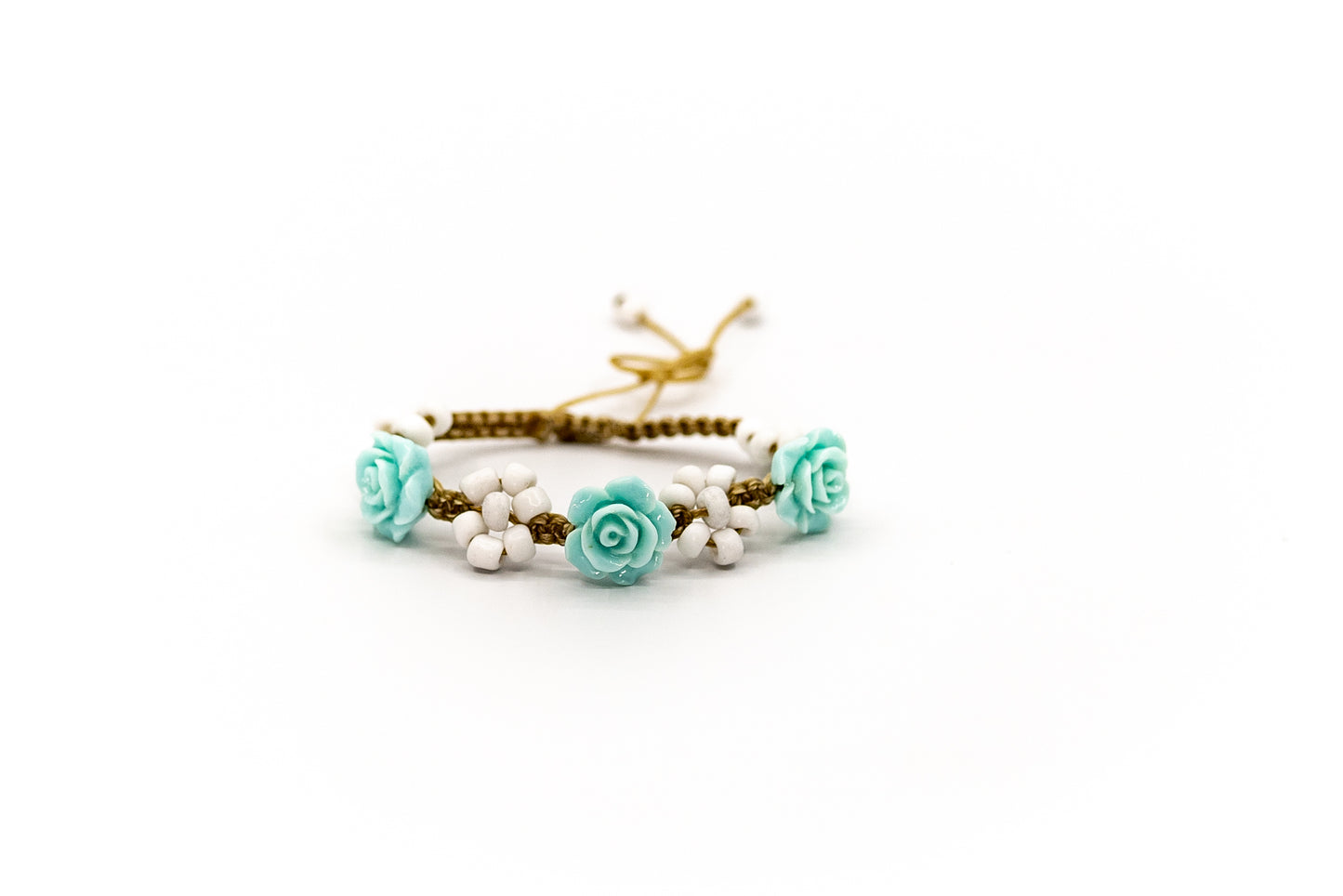 PSB684 - Light Blue Rose Bracelet with White Seed Beads on Sand String