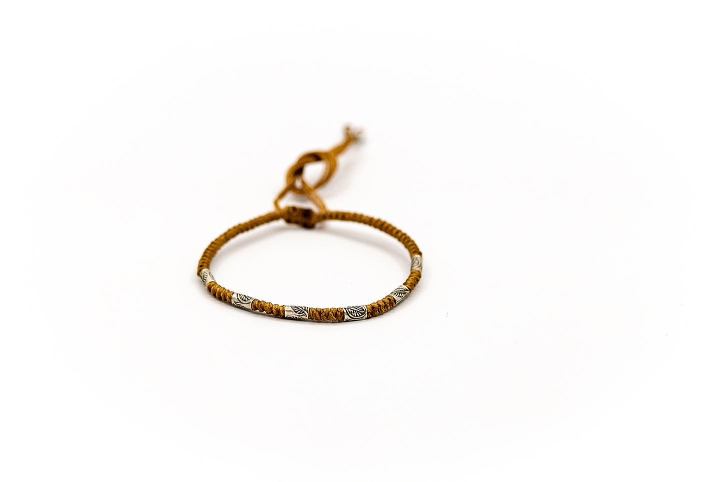 PSB702 - Silver Thin Bracelet on Medium Brown Round Knot