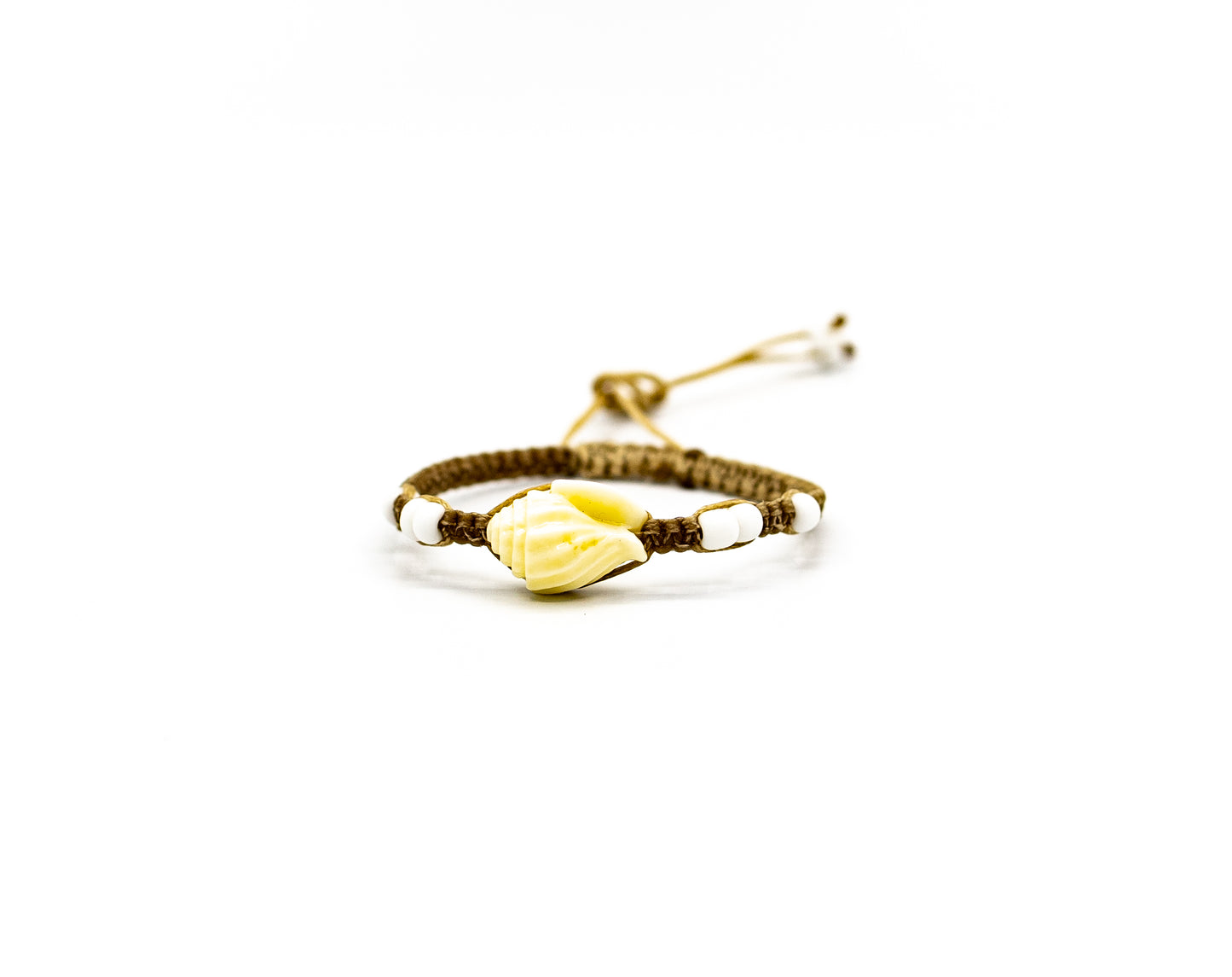 PALM STRINGS - MEDIUM CREAM COWRIE WITH SMALL WHITE BEADS