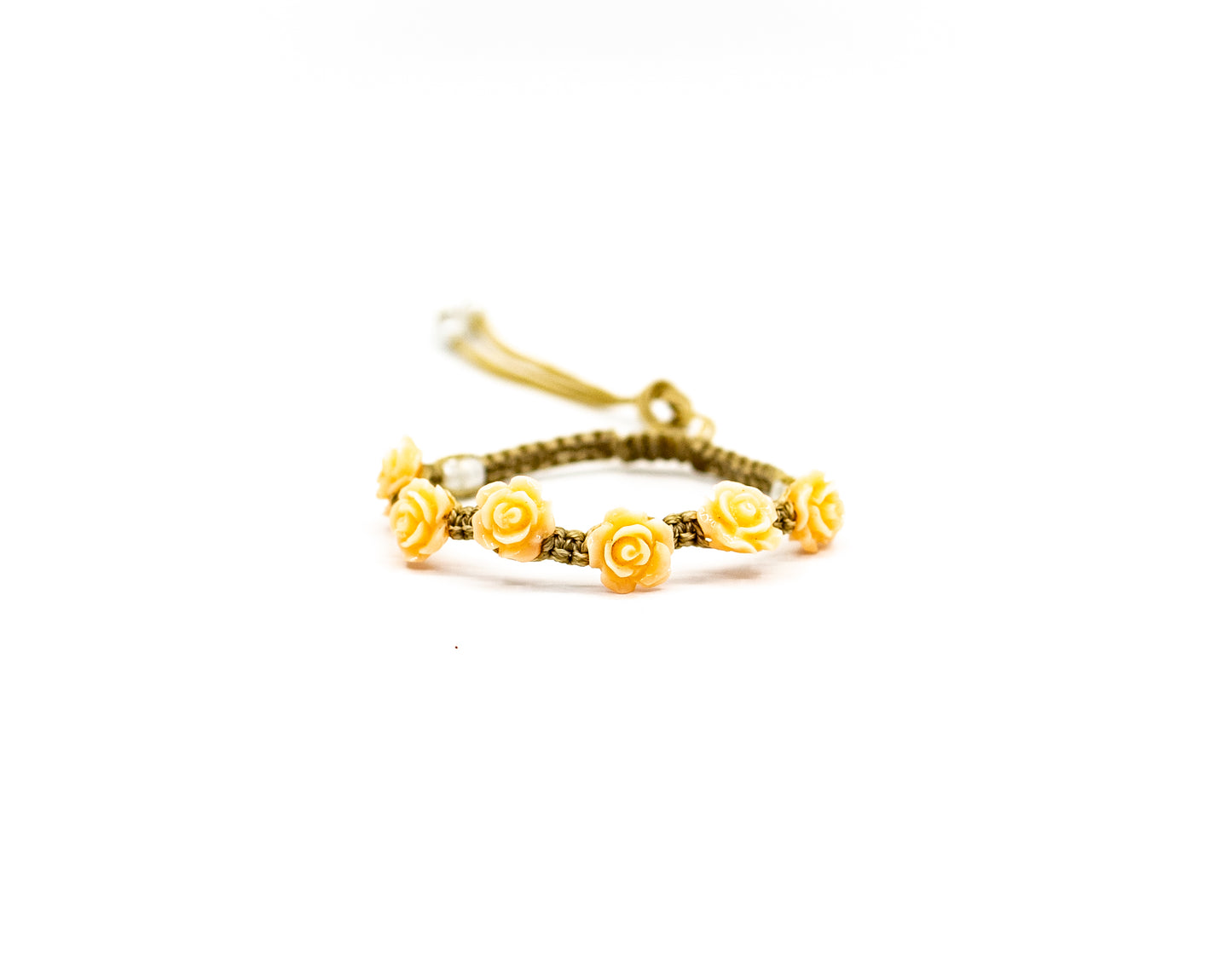 PALM STRINGS - LIGHT YELLOW ROSES WITH SMALL MOTHER OF PEARL BEADS ON SAND STRING